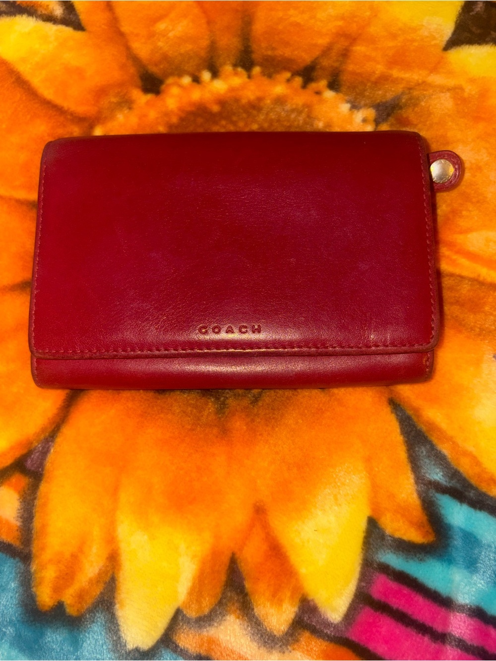 COACH Vintage Red Leather Fold Wallet with Debossed Logo